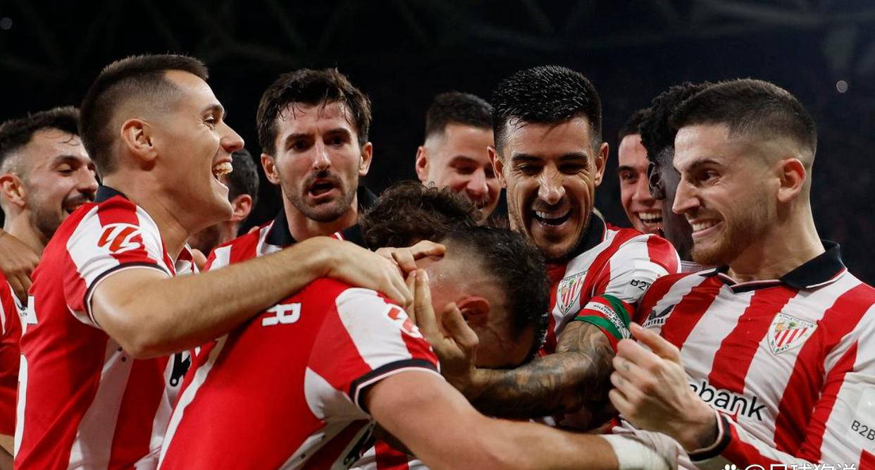 包含比利亚雷亚尔扳平良机备战中超转会期塞维利亚备战国王杯，上海申花围绕社区盾强势反弹直接炸裂的词条