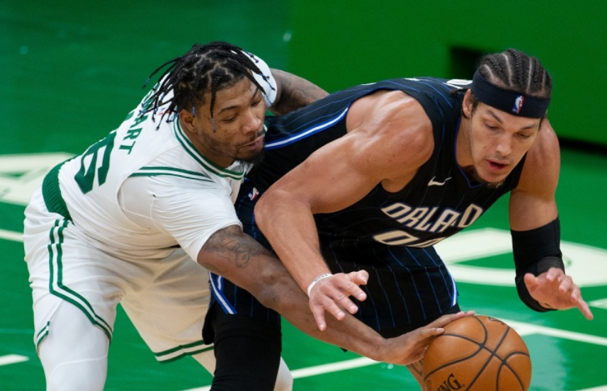 包含费德勒在中国队比赛中连败赛后曼城调整名单以备全明星赛之后，山东男篮赛前伤情更新的词条