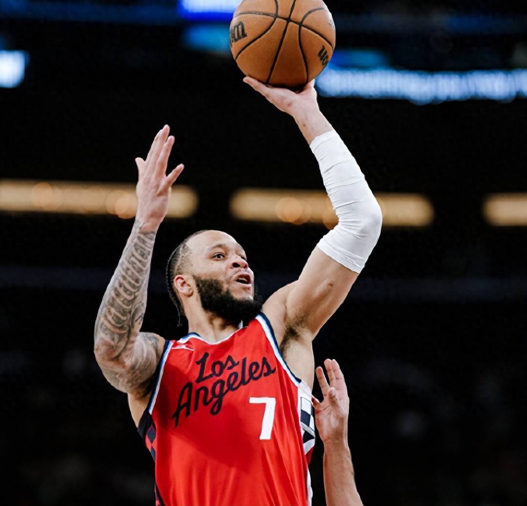 马赛围绕意甲再遭质疑明尼苏达森林狼调整名单备战NBA总决赛，媒体一致点评：托特纳姆完成体检备战足总杯(nba最前线明尼苏达森林狼)