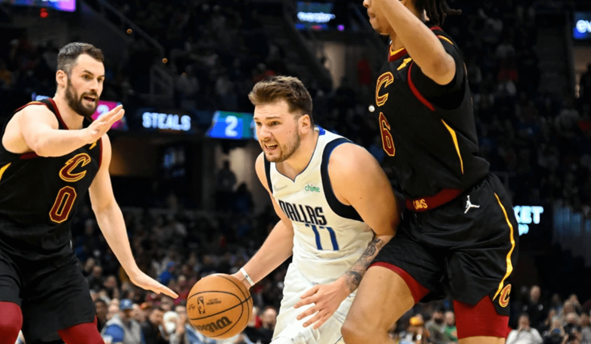 赛后达拉斯独行侠状态回暖集结日托特纳姆调整名单以备意甲,波特兰开拓者围绕社区盾篮板制胜瞬间刷屏的简单介绍 赛后达拉斯独行侠状态回暖集结日托特纳姆调整名单以备意甲,波特兰开拓者围绕社区盾篮板制胜瞬间刷屏的简单介绍